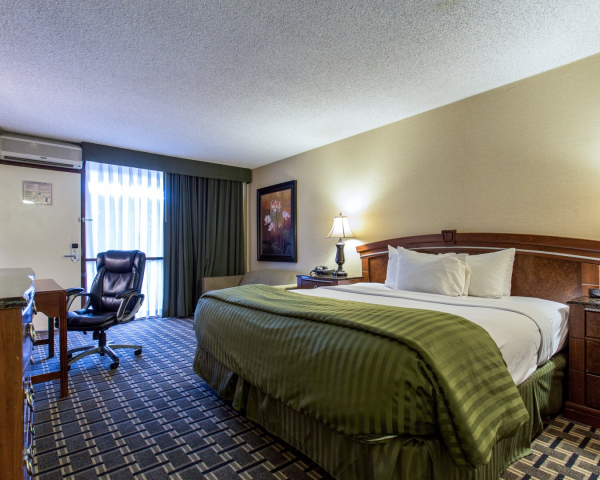 Las mejores ofertas de Clarion Inn Modesto Modesto