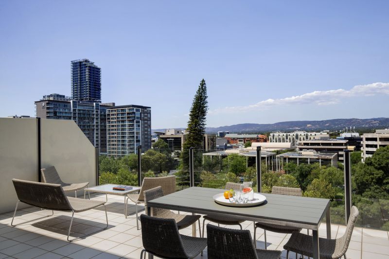 Mantra Hindmarsh Square Adelaide