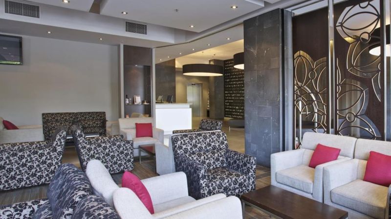 Mantra Hindmarsh Square Adelaide