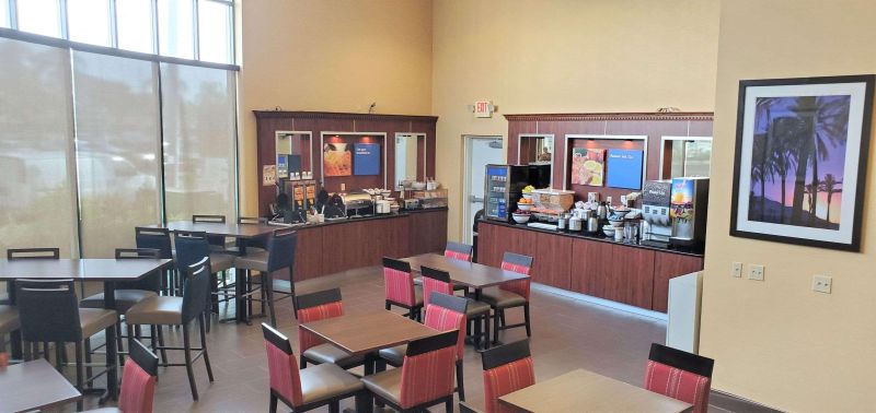 Comfort Inn andSuites Burbank