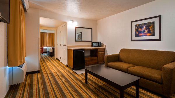 Las mejores ofertas de Best Western Visalia Hotel Sequoia National Park