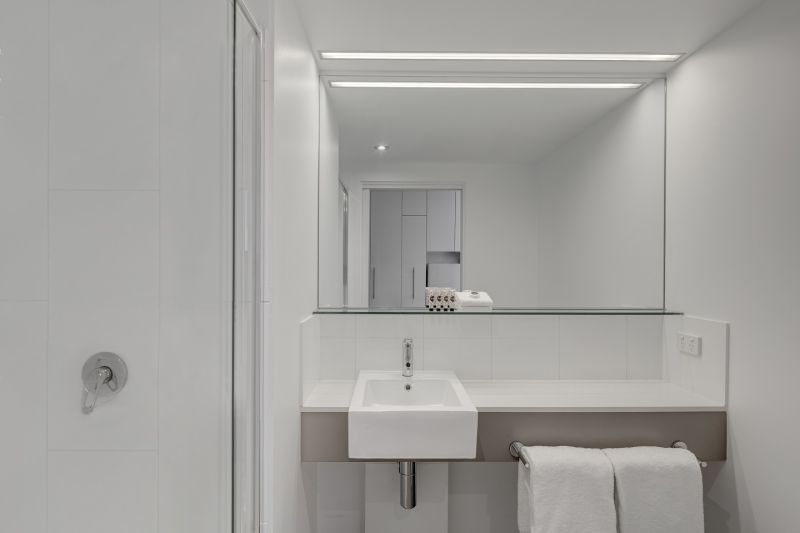 Travelodge Hotel Melbourne Docklands