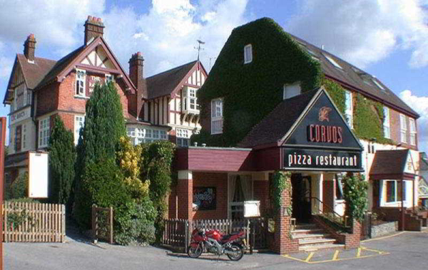 Las mejores ofertas de Raven Hotel Basingstoke