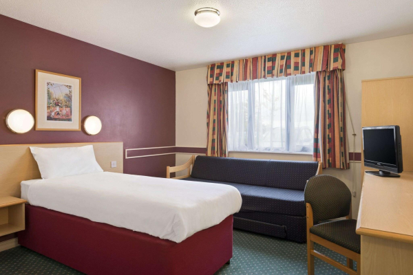 Las mejores ofertas de Days Inn By Wyndham Sheffield M1 Sheffield 