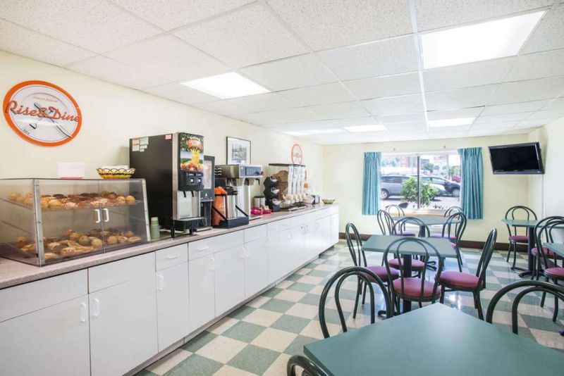 Las mejores ofertas de Howard Johnson by Wyndham Closest to the Falls Niagara Falls