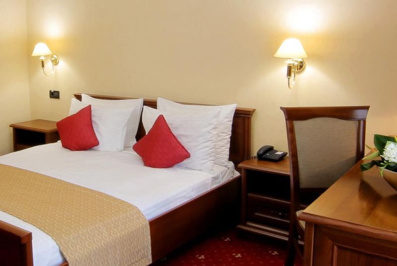 Las mejores ofertas de Number 21 by DBI Kiev 