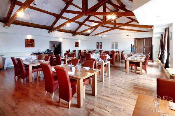 Las mejores ofertas de South Marston Hotel and Leisure Club Swindon, 