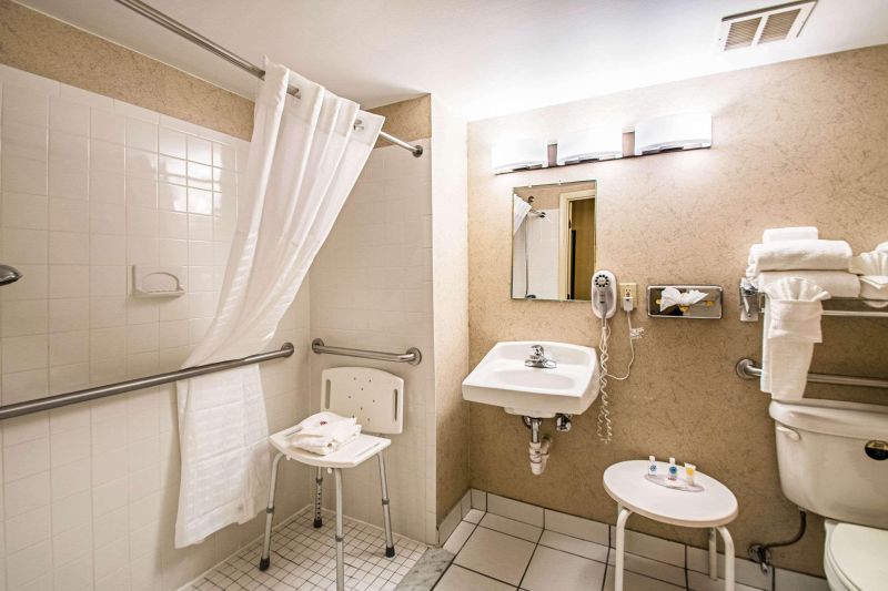 Comfort Inn Falls Church - Tysons Corner