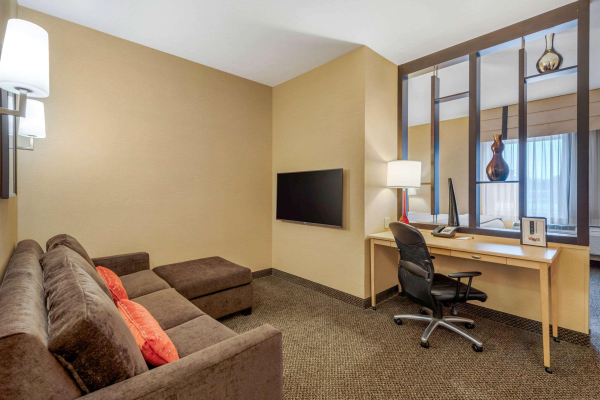Las mejores ofertas de Cambria Suites Akron/Canton Airport Akron 