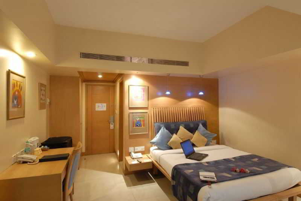 Las mejores ofertas de Capital O 15501 Hotel Regency Pune 