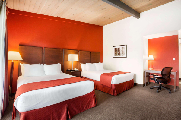 Las mejores ofertas de Ramada Conference Centr by Wyndham San Diego North San Diego