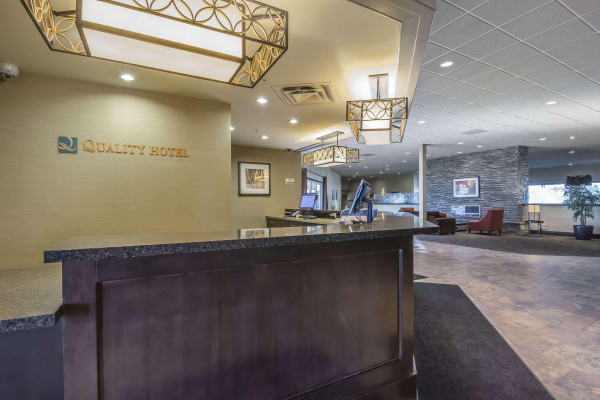 Las mejores ofertas de Quality Hotel & Conference Centre Wood Buffalo