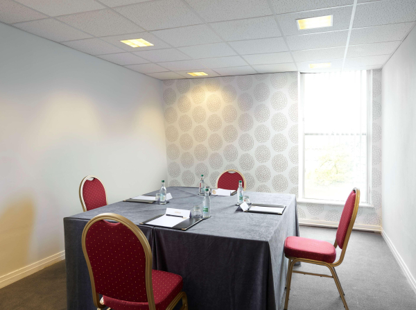 Las mejores ofertas de St James Hotel, Sure Hotel Collection by Best W. Hull