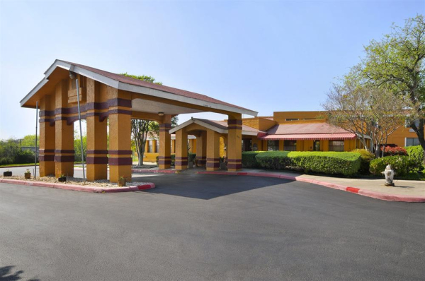 Las mejores ofertas de Quality Inn & Suites I-35 near AT&T Center San Antonio 