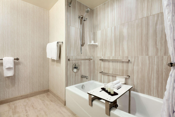 Las mejores ofertas de Embassy Suites by Hilton Brea North Orange County Wilshire-la Brea 