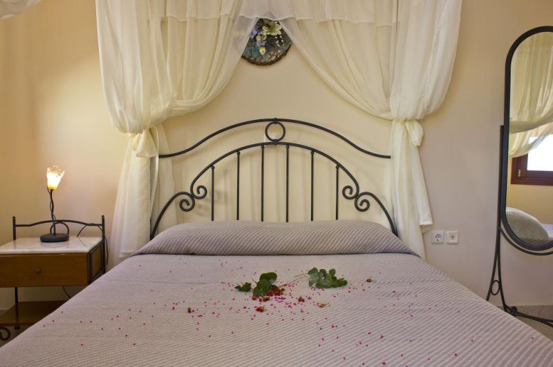 Las mejores ofertas de Epavlis Hotel & Spa Santorini