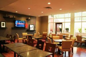 HAMPTON INN NEW YORK - LAGUARDIA AIRPORT