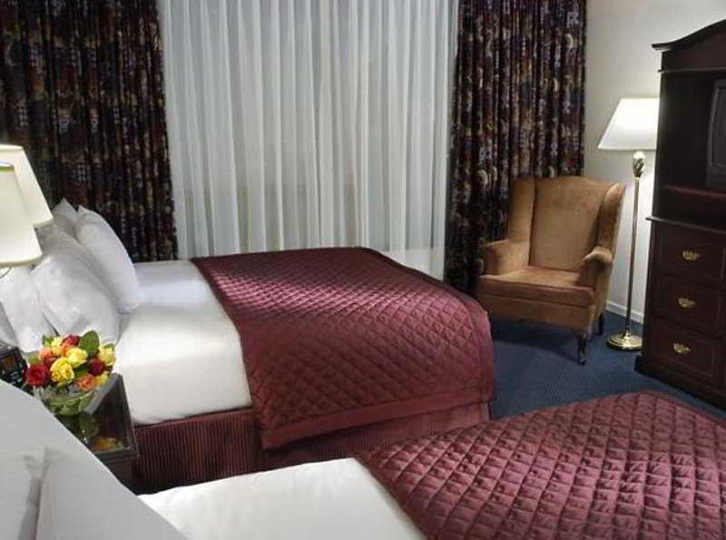 Delta Hotels Toronto Airport & Conference Centre