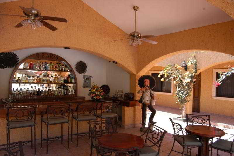 Las mejores ofertas de Hacienda Suites Loreto Loreto 