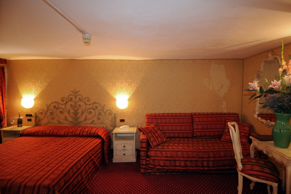 Las mejores ofertas de Hotel Castello L`AQUILA