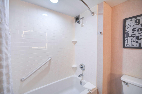 Las mejores ofertas de Embassy Suites by Hilton Charlotte Charlotte