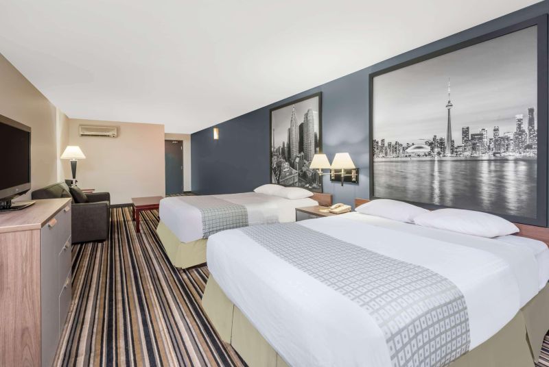 Las mejores ofertas de Super 8 by Wyndham Downtown Toronto Toronto
