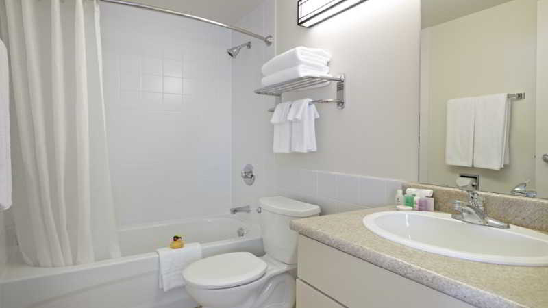 Las mejores ofertas de Coast Fraser Tower Yellowknife 