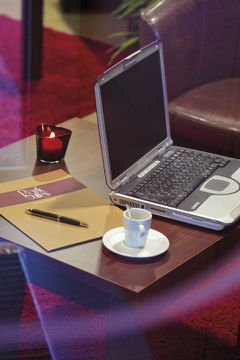 PARK AND SUITES ELEGANCE CORNEBARRIEU