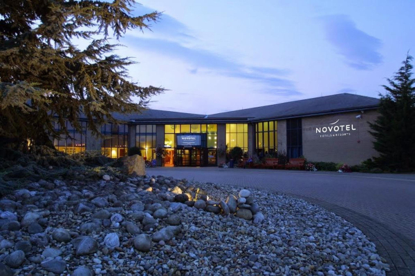 Las mejores ofertas de Novotel London Stansted Airport Stansted Mountfitchet 