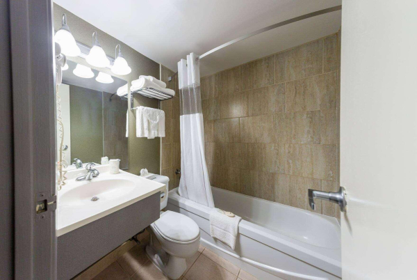 Las mejores ofertas de Days Inn by Wyndham Fallsview Cataratas del Niágara