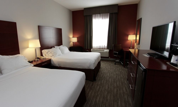 Las mejores ofertas de HOLIDAY INN EXPRESS SUITES GANANOQUE Gananoque