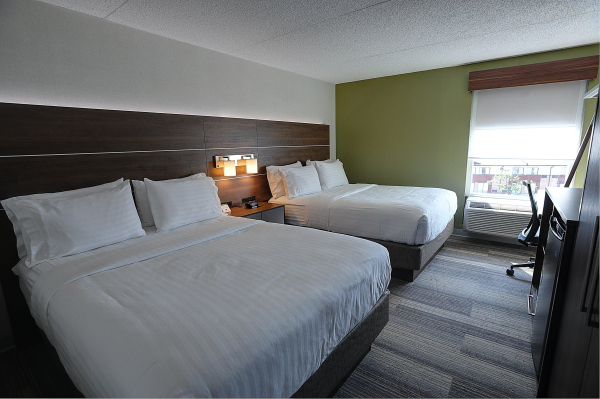 Las mejores ofertas de Holiday Inn Express & Suites Toronto Airport West Mississauga Beach
