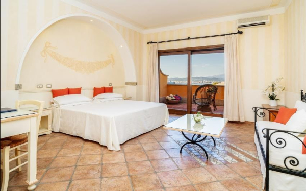 Las mejores ofertas de LH Pozzo Sacro Olbia 