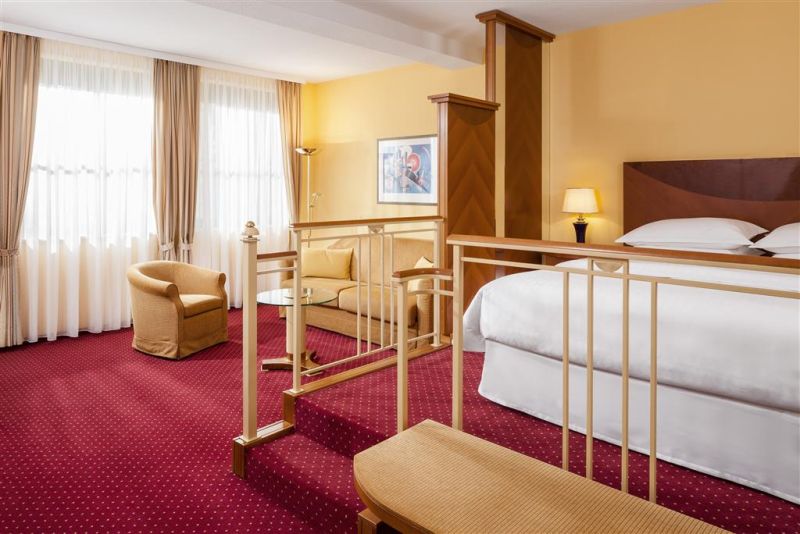 Atomis Hotel Munich Airport By Mercure