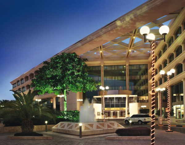 Las mejores ofertas de Movenpick Grand Al Bustan Hotel Dubai