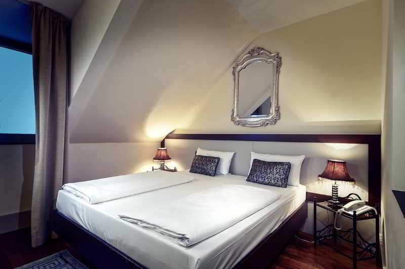 Las mejores ofertas de Ambiance Rivoli Munich