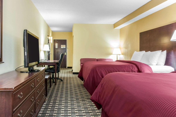 Las mejores ofertas de Clarion Inn & Suites Northwest Indianapolis 
