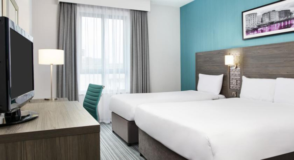 Las mejores ofertas de Leonardo Hotel Liverpool - Formerly Jurys Inn Liverpool