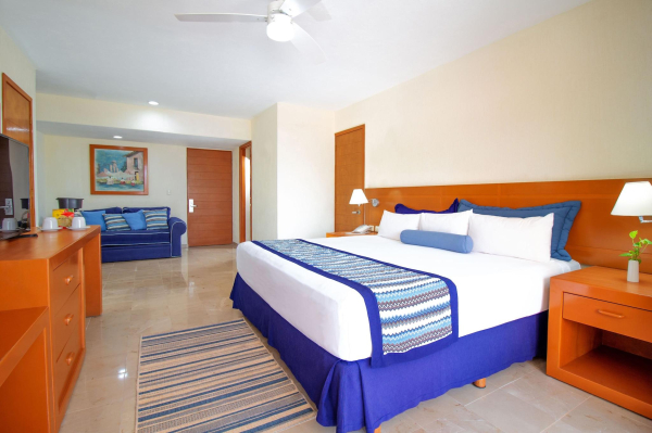 Las mejores ofertas de Plaza Pelicanos Grand Beach Resort Puerto Vallarta 