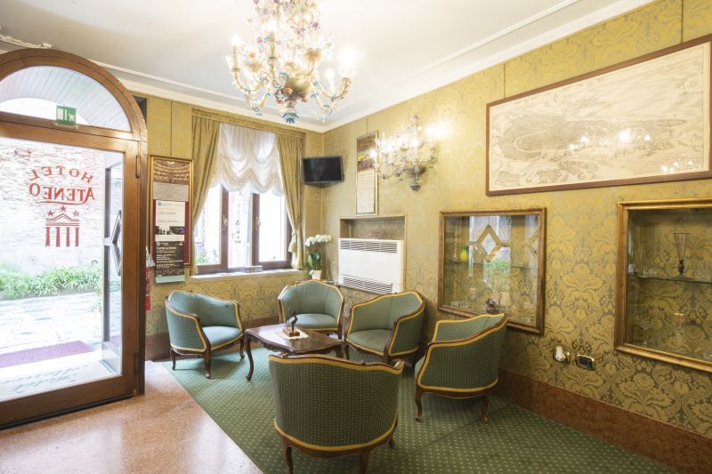 Las mejores ofertas de Ateneo Venecia