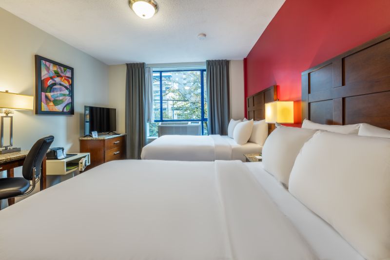 Quality Inn & Suites Downtown Vancouver