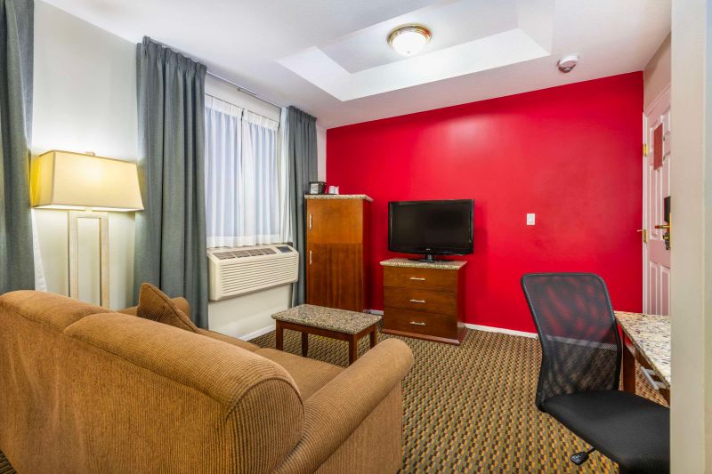 Quality Inn & Suites Downtown Vancouver