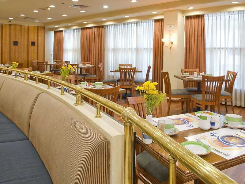 Ramada By Wyndham Ramat Gan