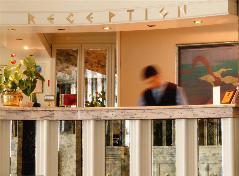 Las mejores ofertas de Ilisia  Hotel Atenas