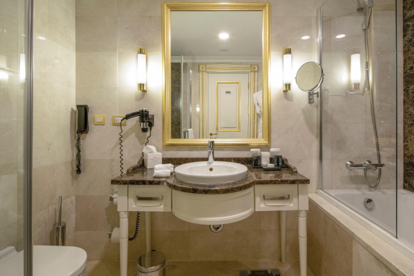Las mejores ofertas de Crowne Plaza Istanbul - Asia Estambul