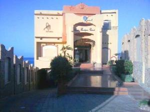Jewels Sahara Resort