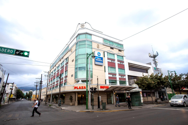 Las mejores ofertas de Hotel Plaza Calzada Monterrey