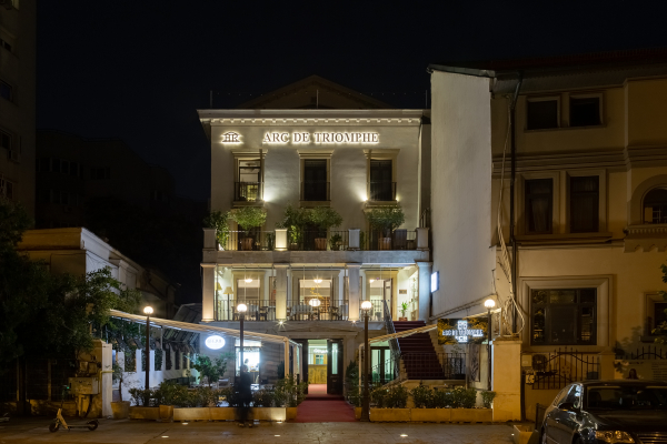 Las mejores ofertas de Arc de Triomphe by CityBookings Bucarest