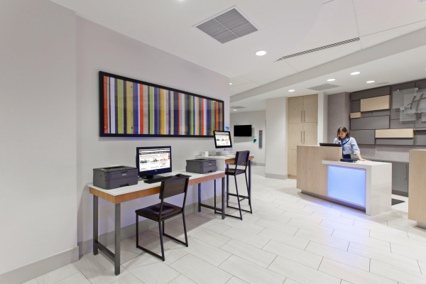 Las mejores ofertas de Holiday Inn Express West Los Angeles Los Angeles