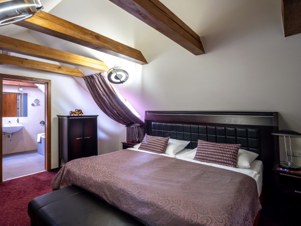 Las mejores ofertas de EA Hotel Embassy Prague Praga